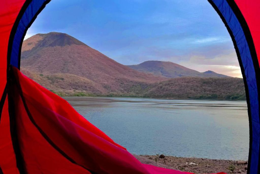 Telica sunset & sunrise (camping)
